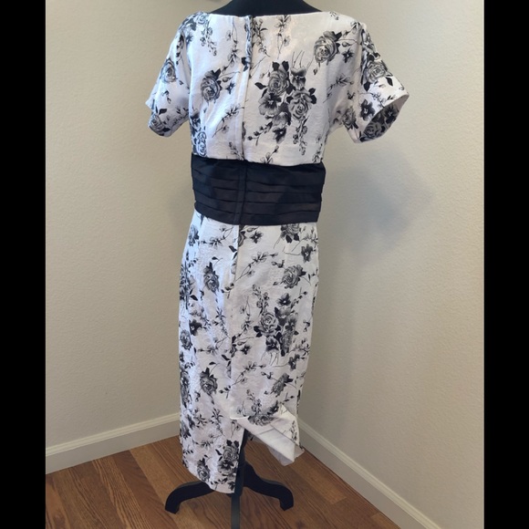 (NWOT).   Dress.  SWEET!!!SWEET SEXY - Picture 2 of 9